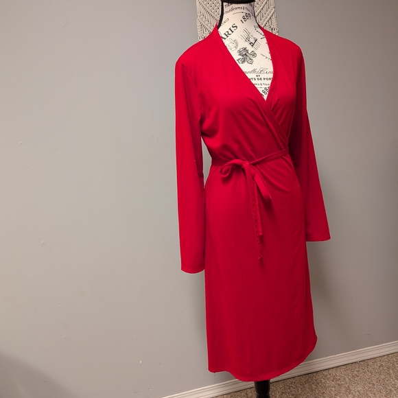 Weekenders Other - Weekenders Vibrant Red Women's Robe Wrap Dress Medium Lounge Soft Long Sleeve
